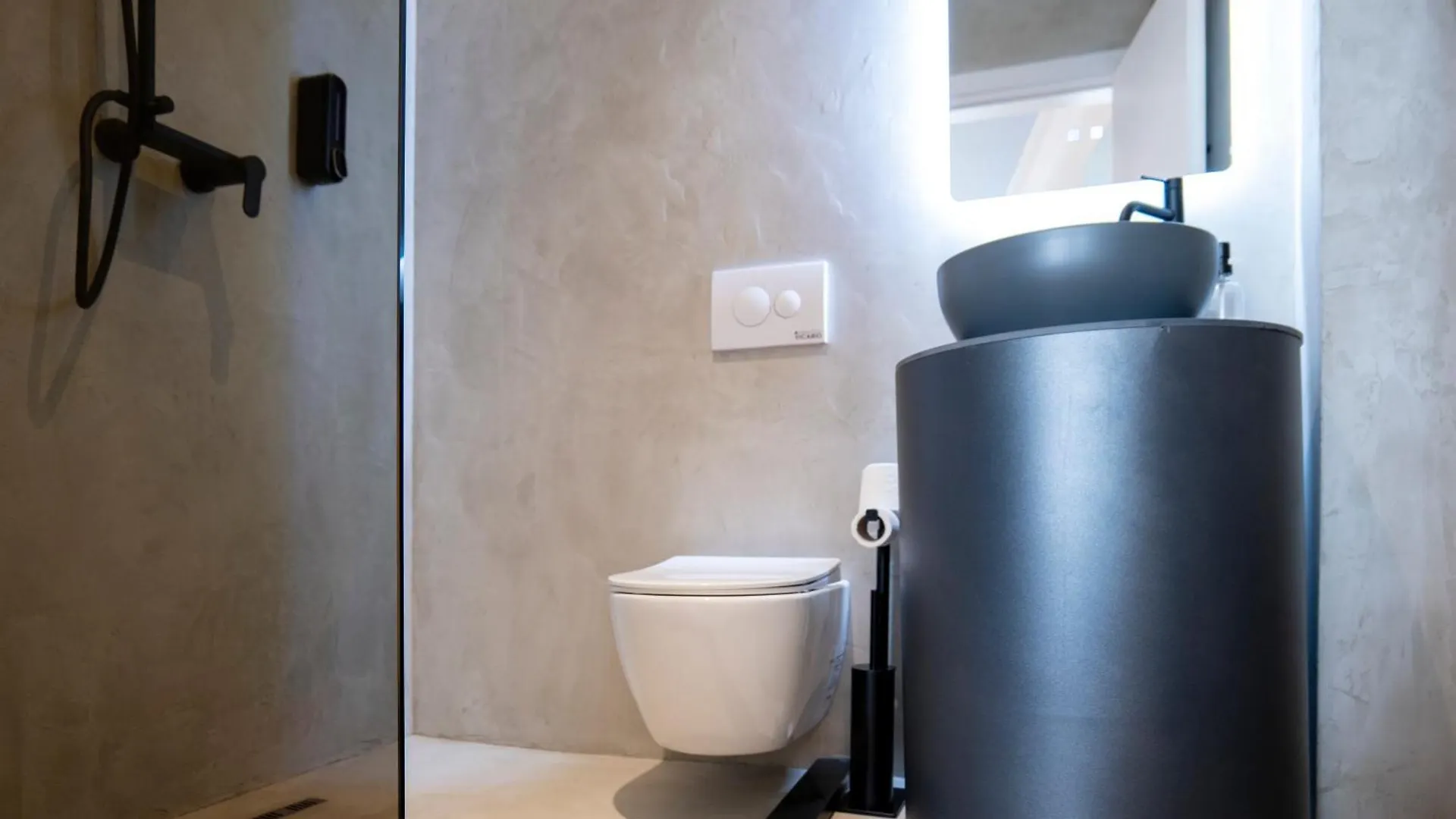 Apartment Muz Studios Tirana