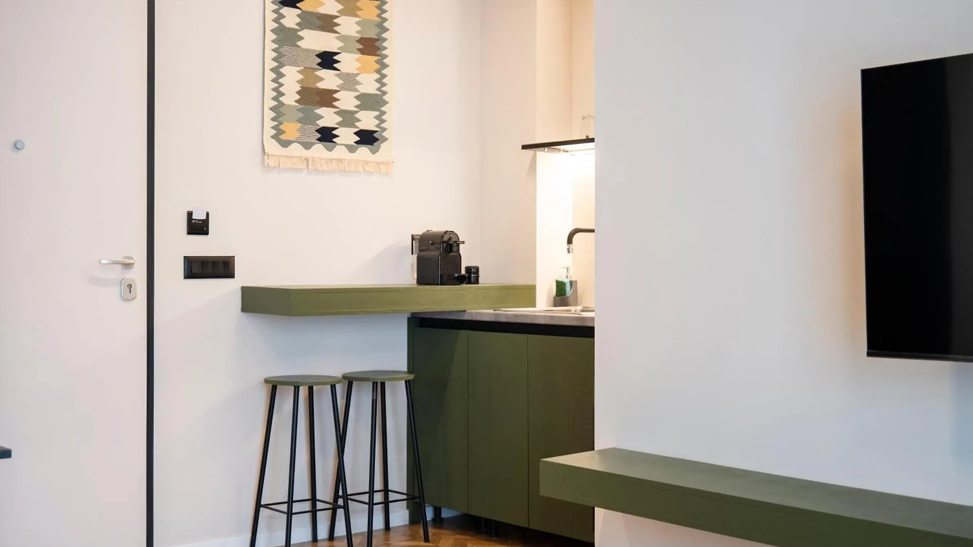 Apartment Muz Studios Tirana